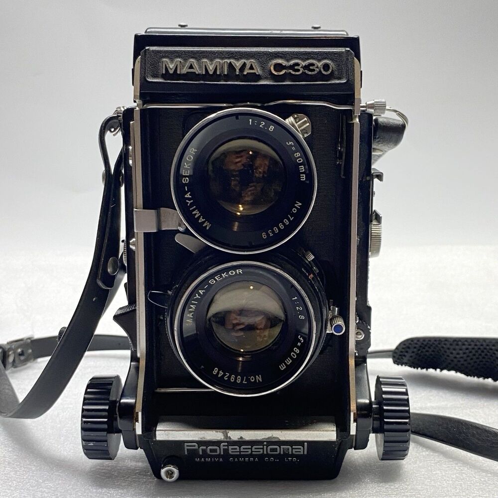 Mamiya C330 Professional with 80mm Blue-dot Lens Waist-Level Finder